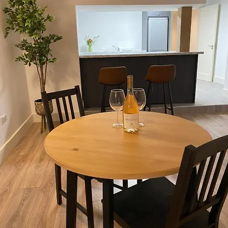 Apt 1 Silver Spruce - Town * Cill Airne